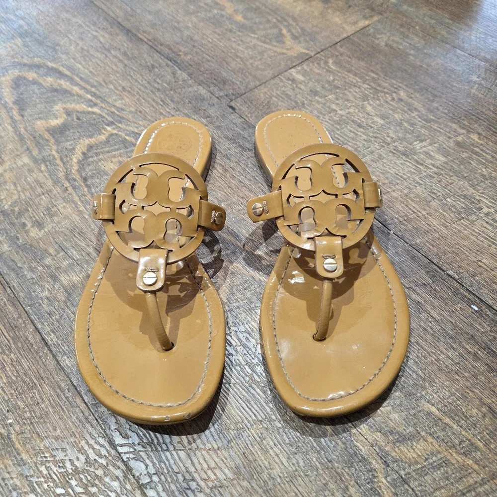 Tory Burch Miller Thong Sandals 8.5 - Picture 4 of 13